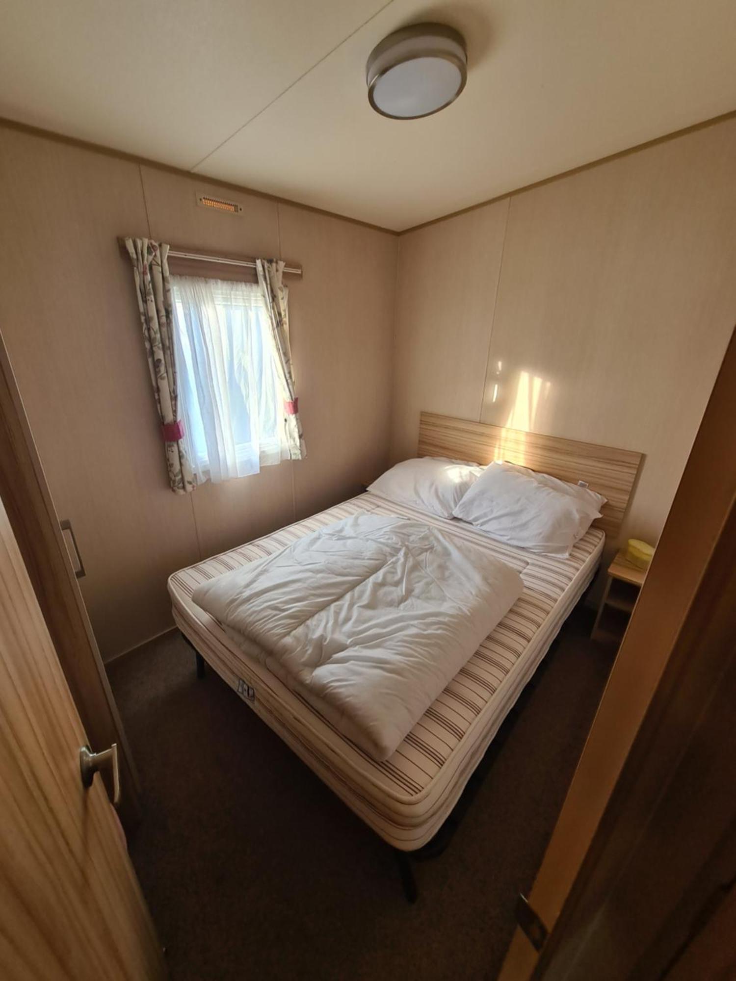 Hoburne Naish Cs129 Villa นิวมิลตัน ภายนอก รูปภาพ